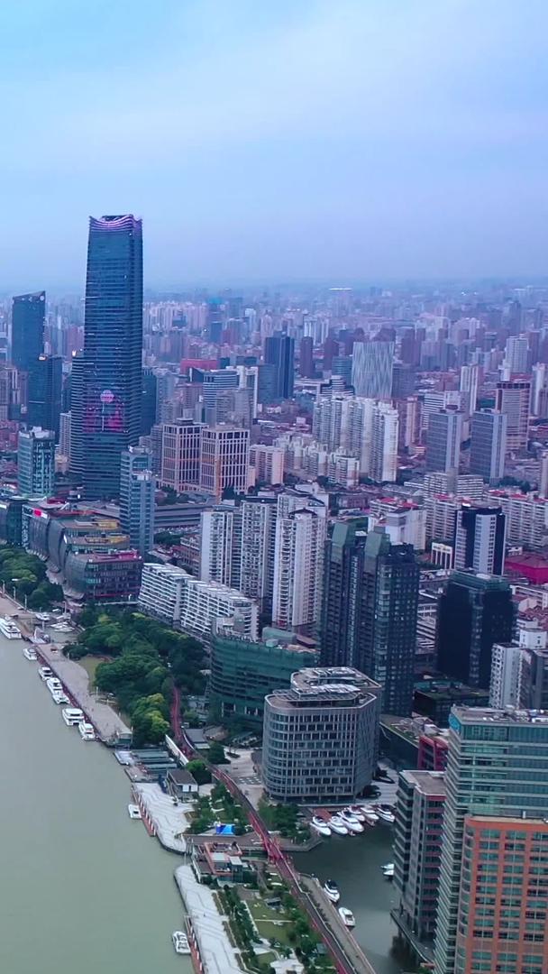 上海北外滩航拍全景视频的预览图
