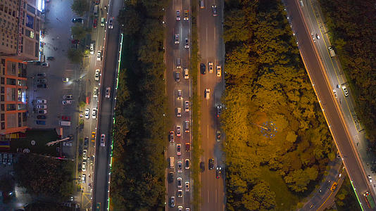 城市交通4K航拍视频的预览图