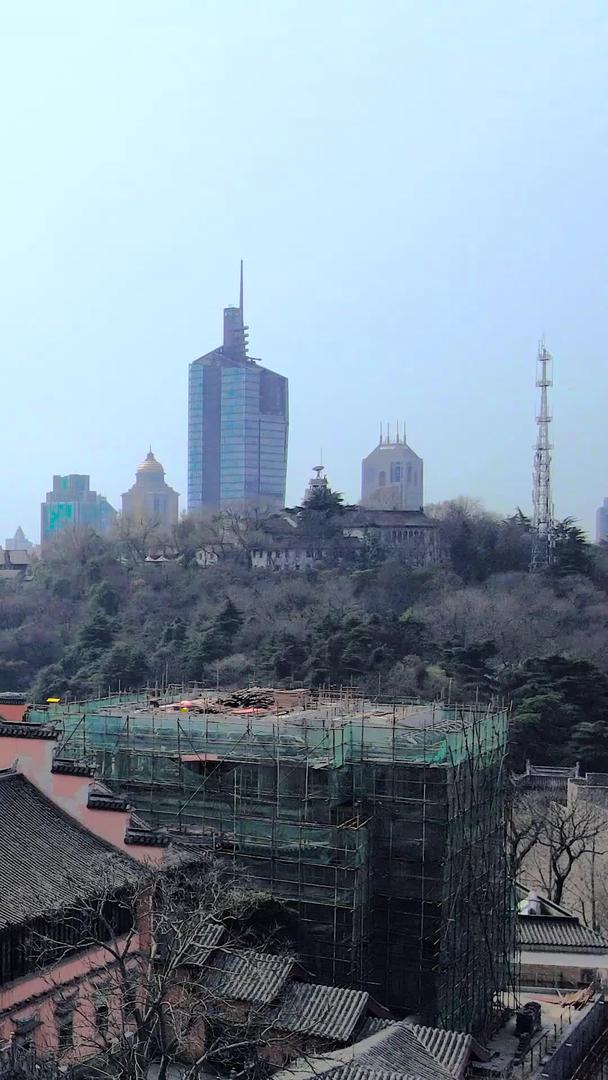 航拍南京地标景区鸡鸣寺景区1视频的预览图