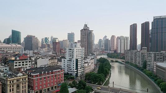 上海苏州河两岸建筑视频的预览图