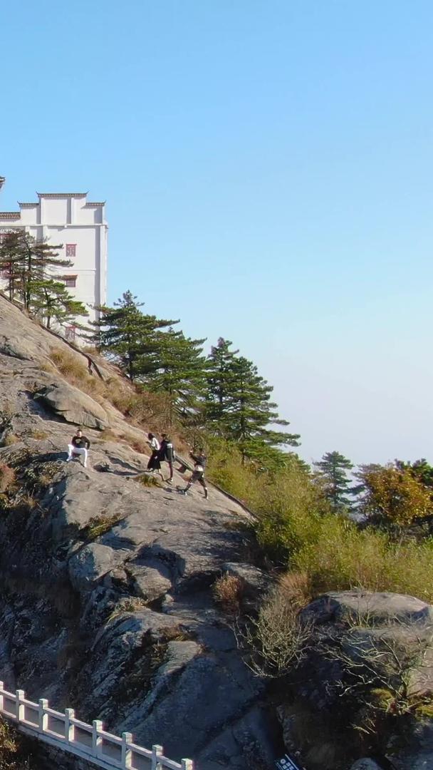 九华山风景区航拍5A级景区天台寺视频视频的预览图