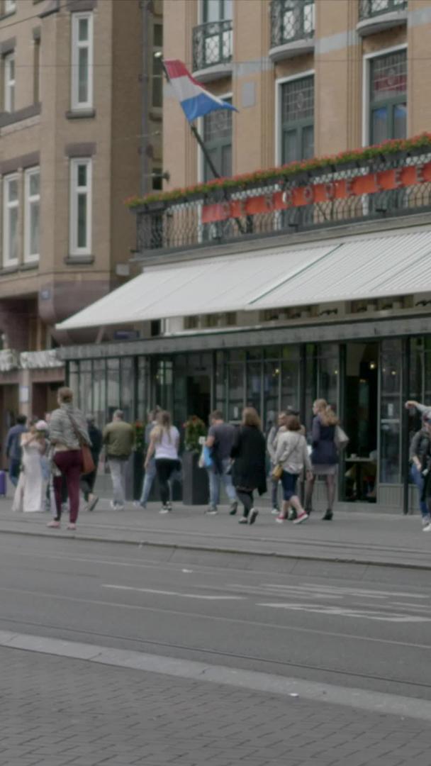 阿姆斯特丹街景在疫情期间【这个视频没有肖像权请勿商业使用】视频的预览图