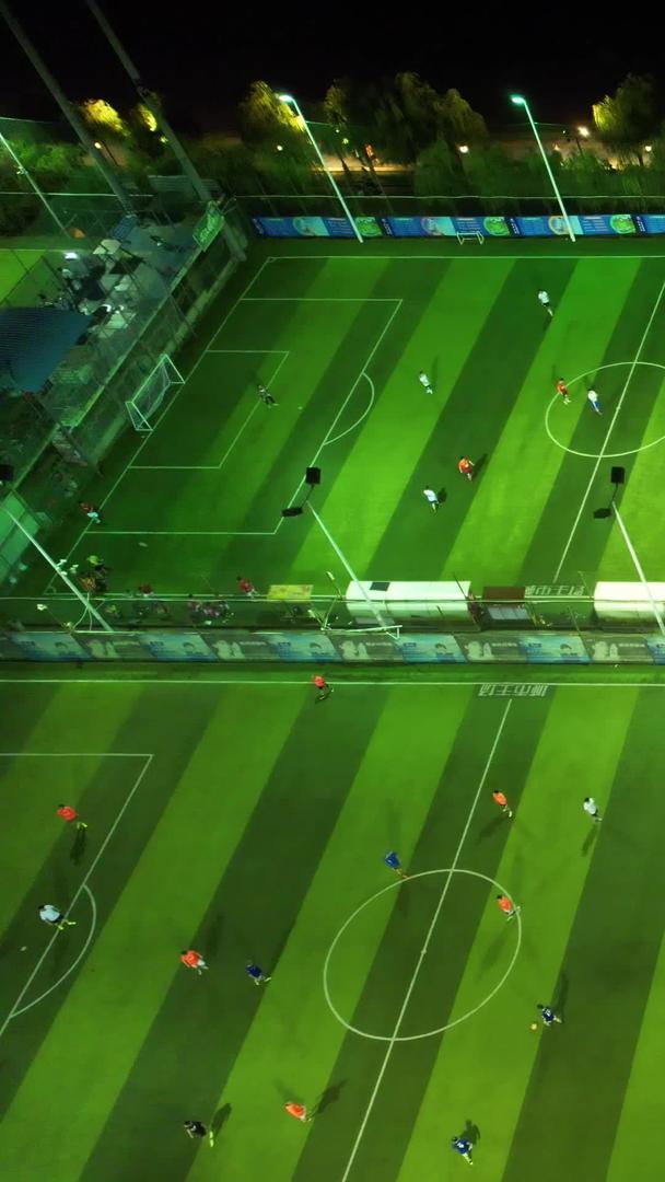城市夜景灯光足球场体育健身比赛素材视频的预览图