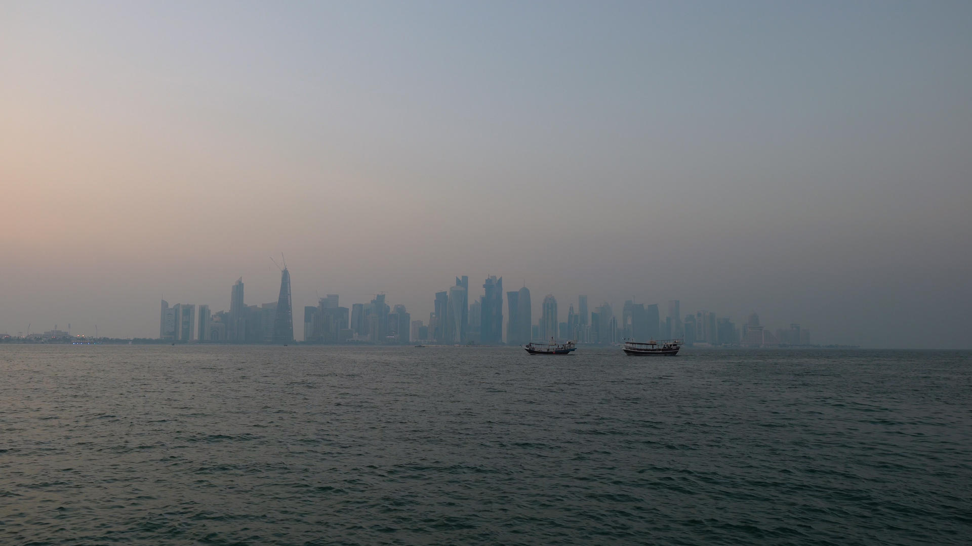卡塔尔地标建筑群实拍4K视频的预览图
