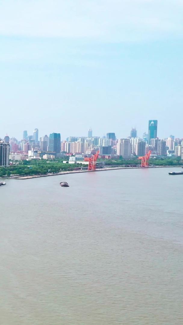 上海徐汇滨江小区建筑建筑建筑视频的预览图
