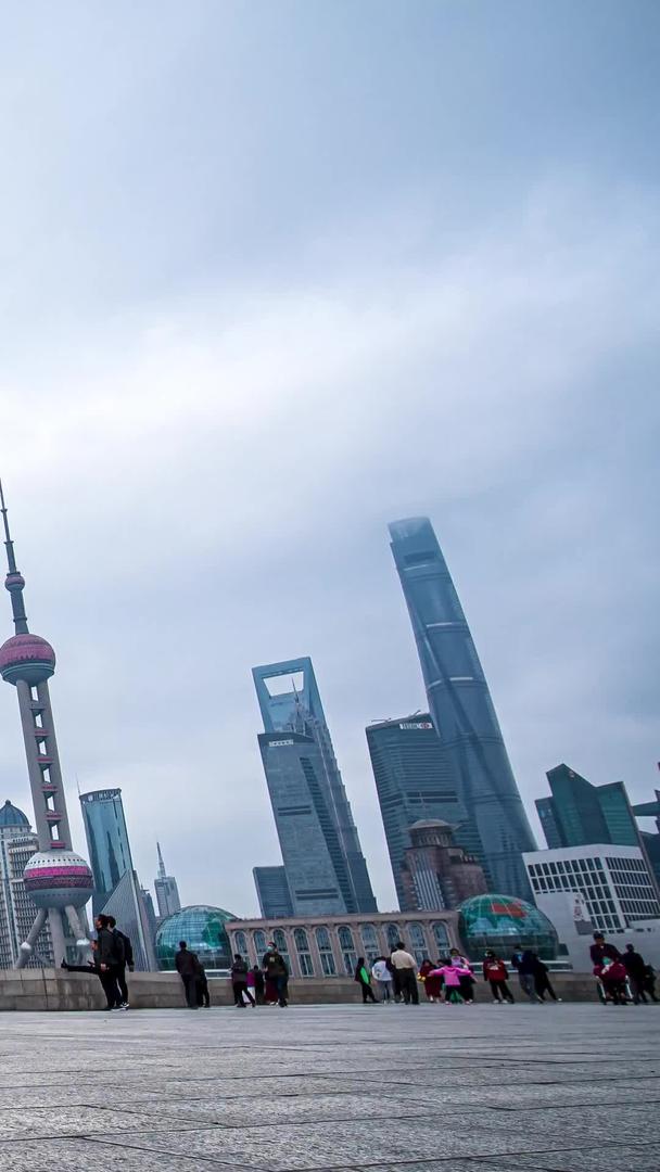 上海人民纪念塔的移动延迟视频的预览图