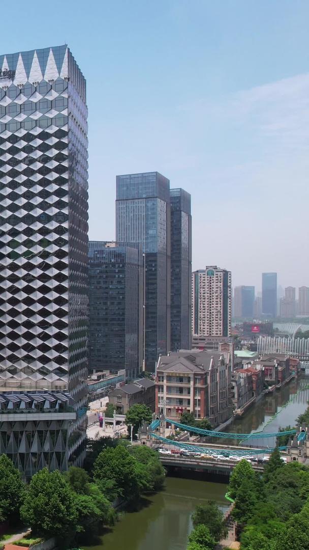 武汉地标航拍城市湖景地标建筑红灯笼景观环绕飞行材料视频的预览图