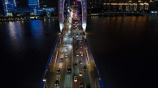 4k高清航拍猎德大桥交通运输繁华都市桥梁视频的预览图