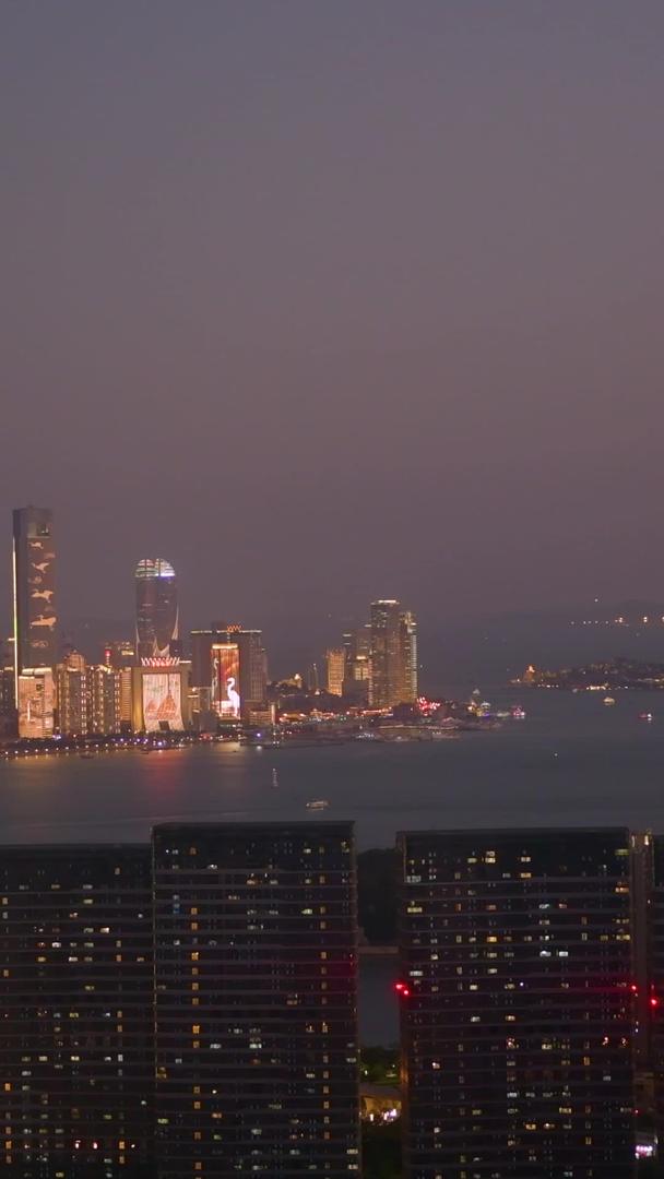 真实的城市夜景集合视频的预览图