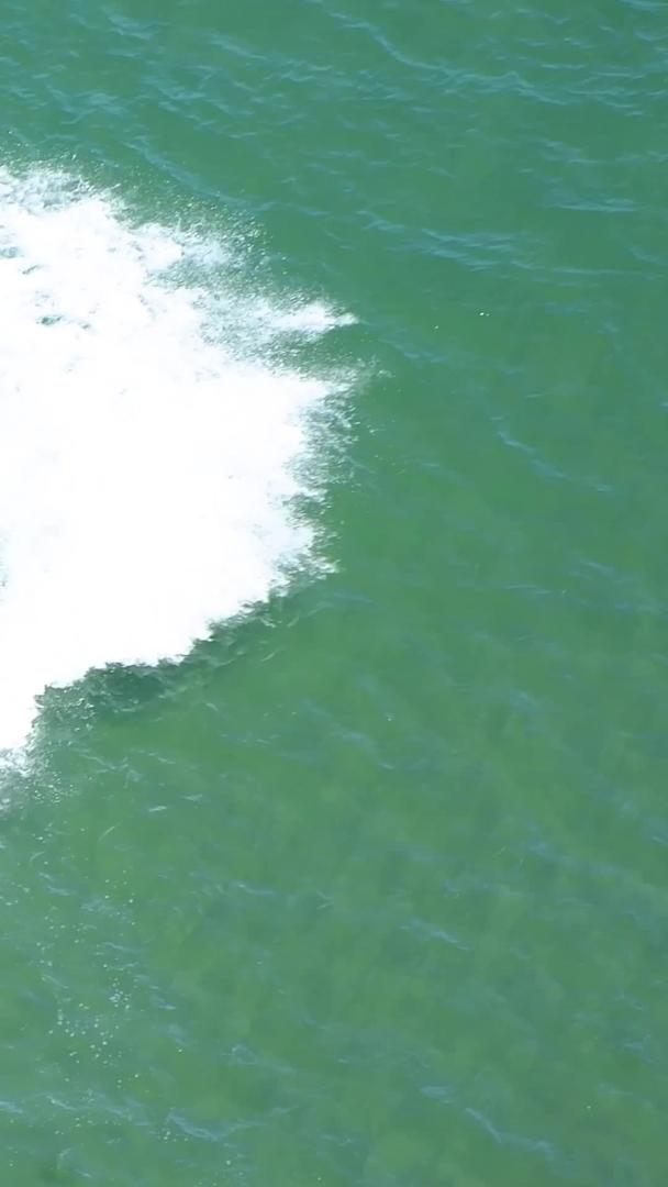 海中摩托艇视频的预览图
