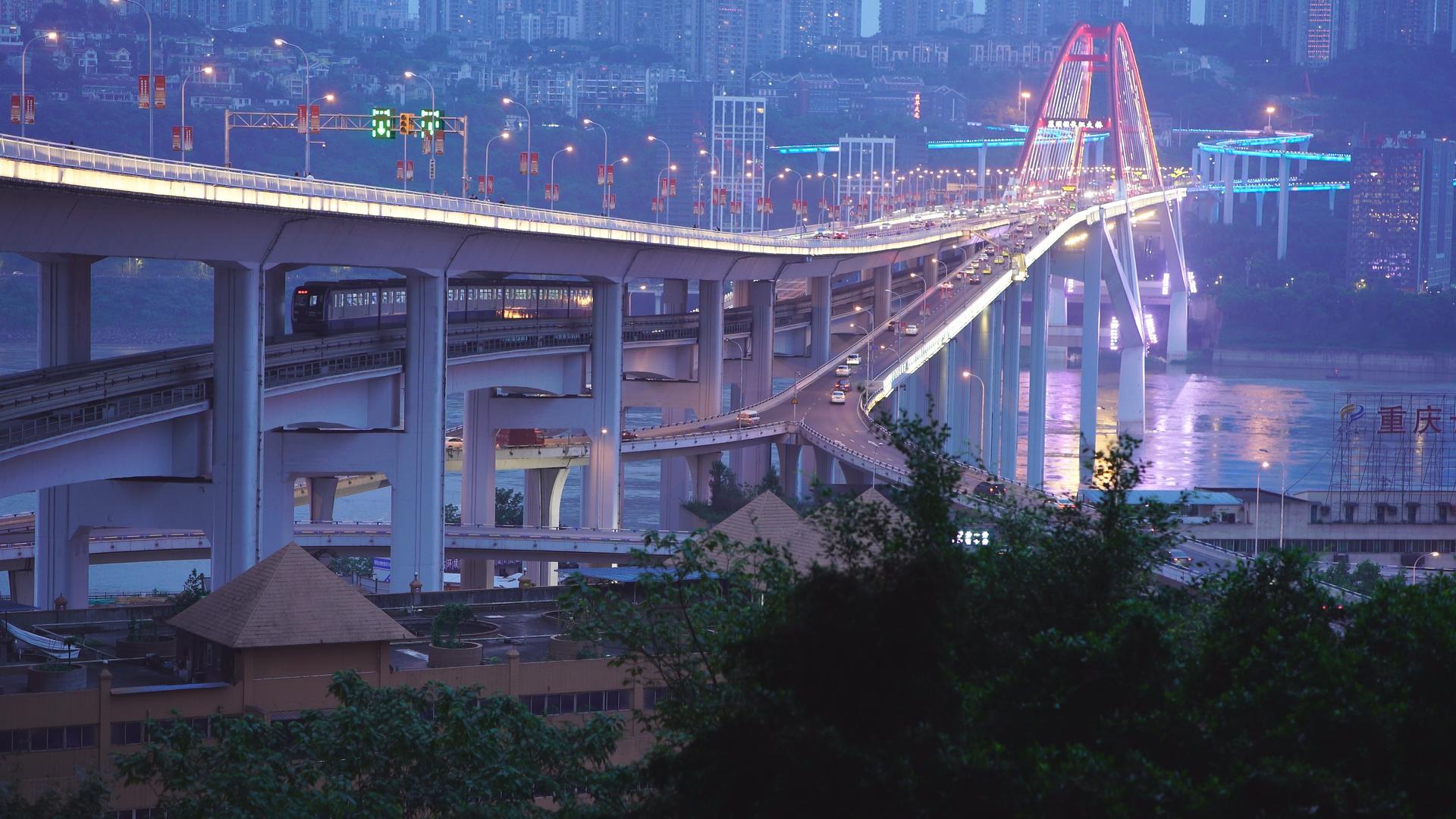 4k城市桥梁道路轨道交通视频的预览图