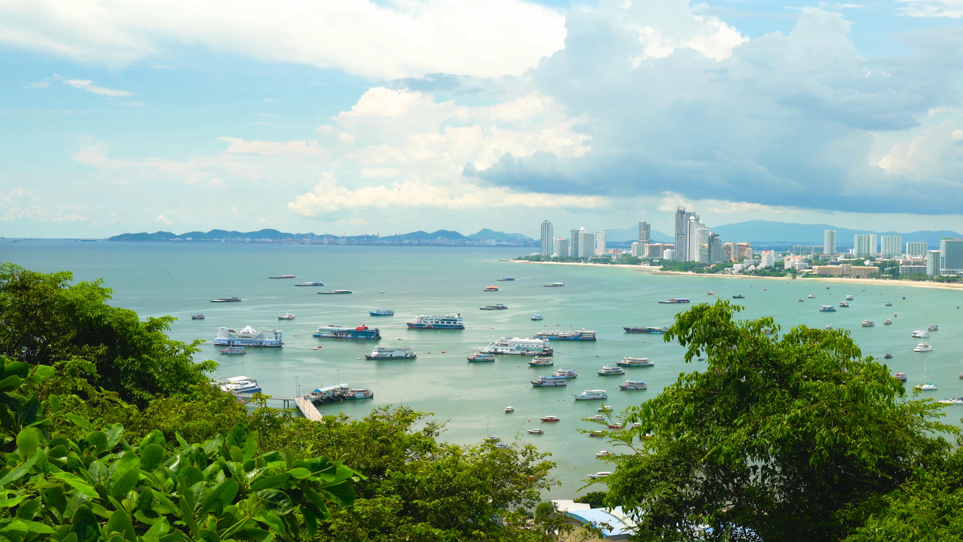 泰国热门旅游地芭堤雅全景延时合集4K视频的预览图