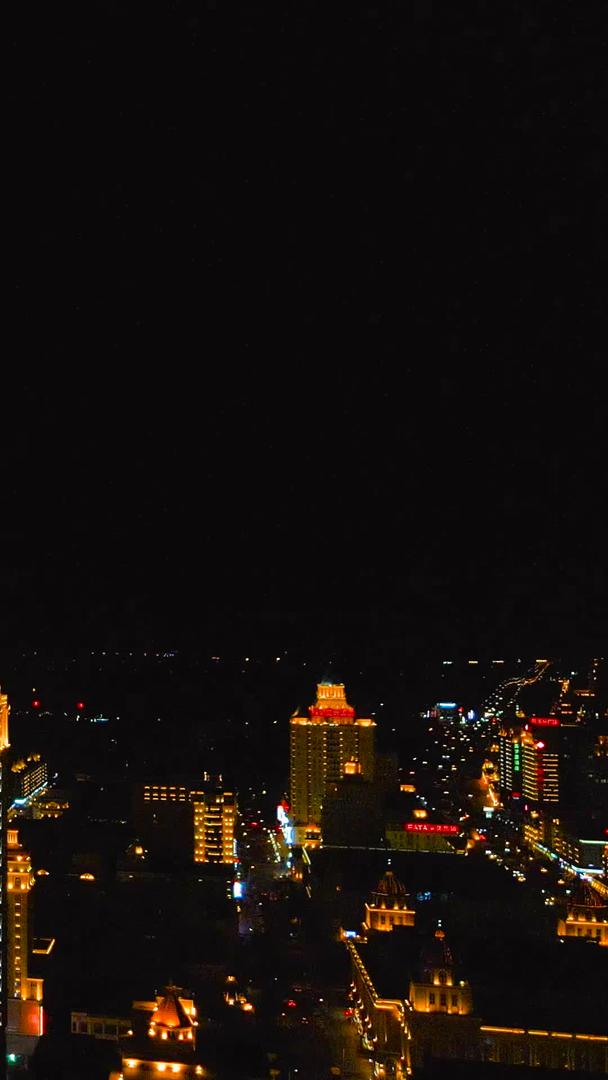 满州建筑的夜景视频的预览图