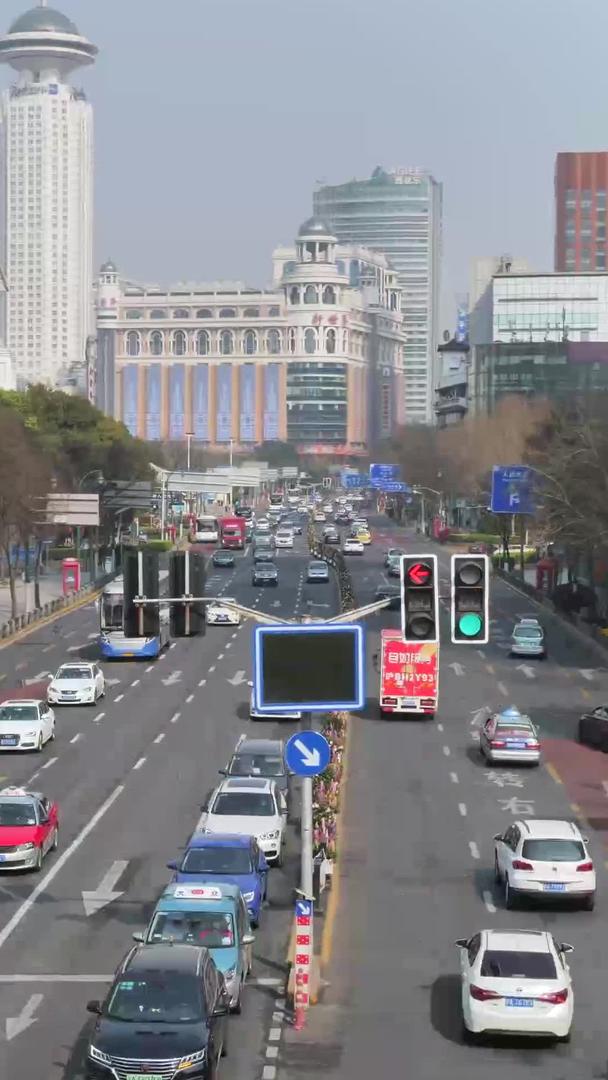 西藏路车流延迟上海人民广场新世界视频的预览图