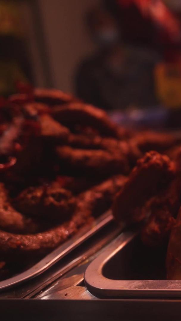 材料慢镜头升级拍摄特色美食武汉鸭脖卤味视频的预览图