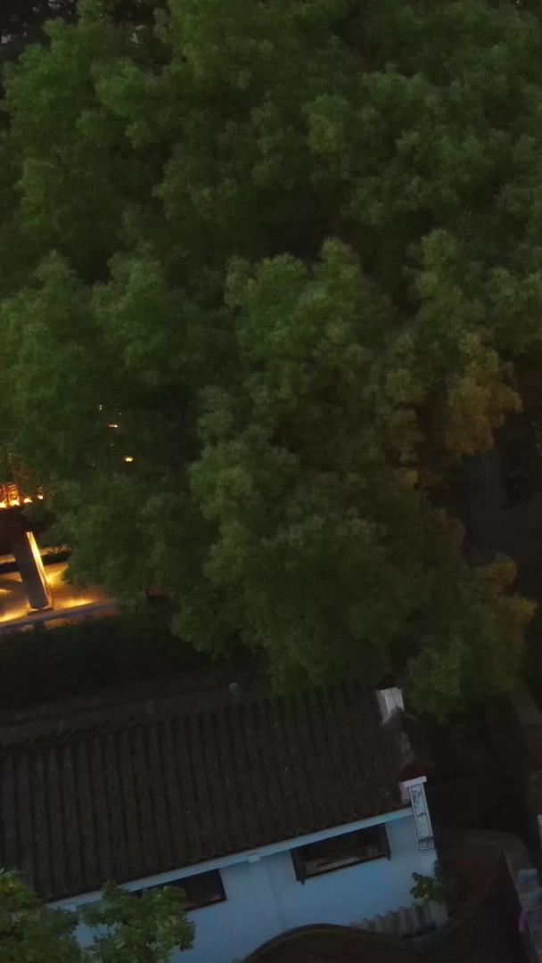 航拍城市地标名胜区武汉古琴台晴川阁素材视频的预览图