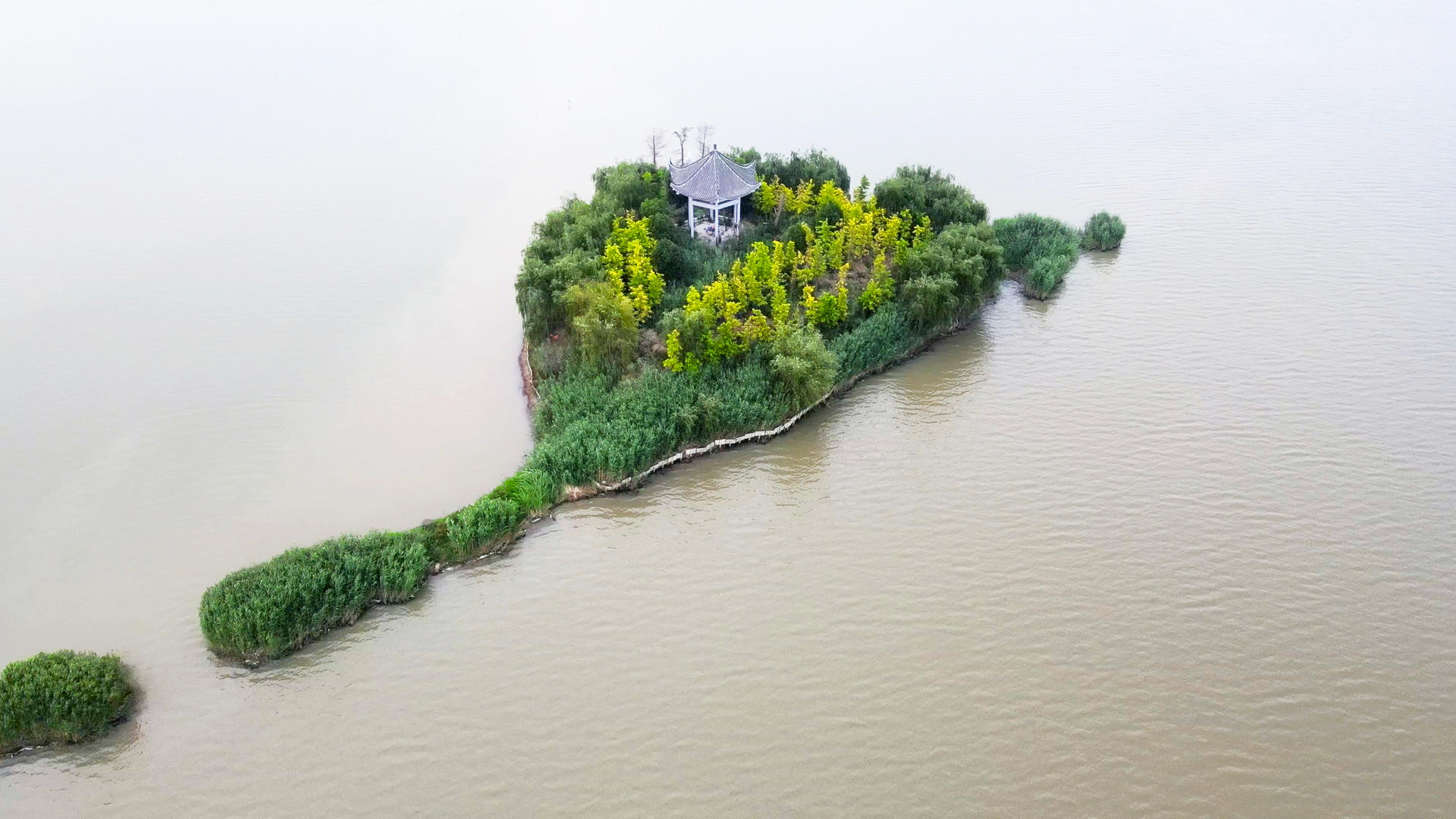 淮南4A风景区焦岗湖湖心岛航拍合集4K视频的预览图