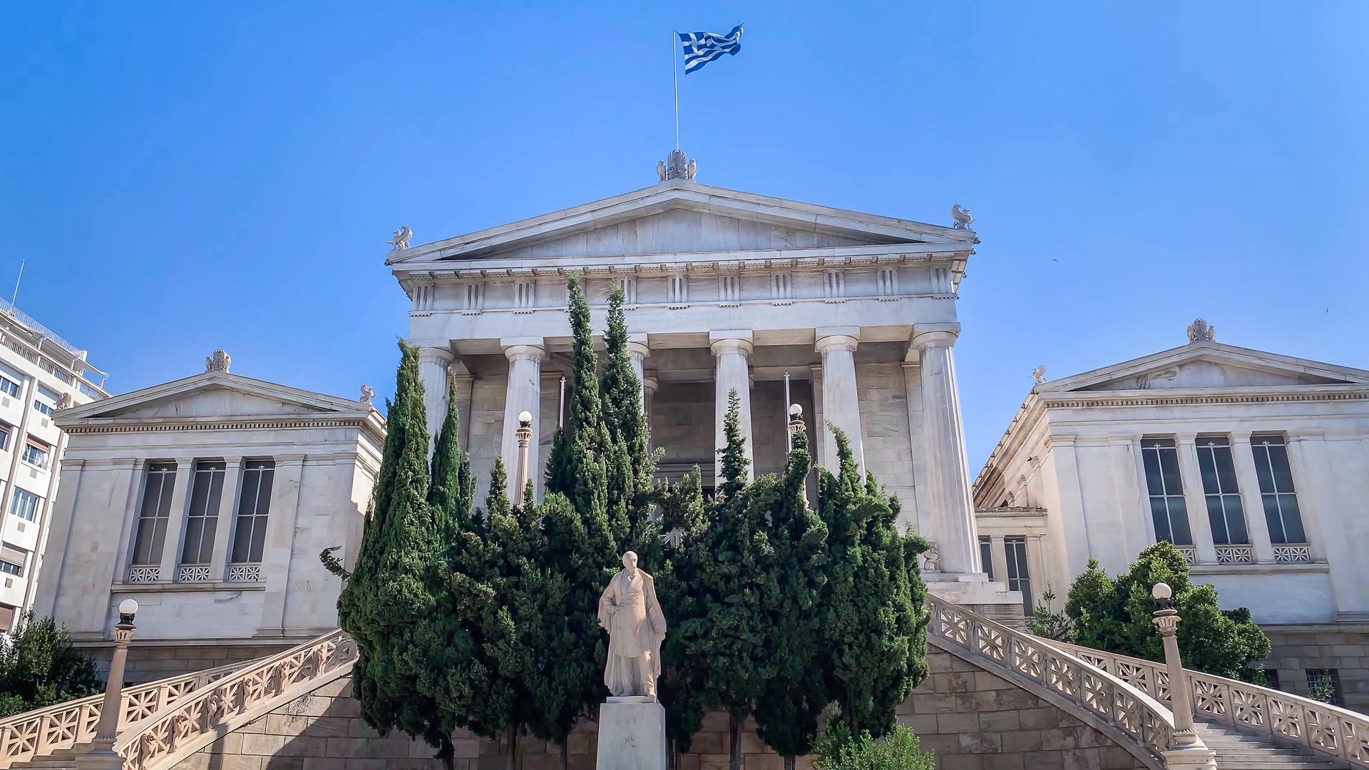 雅典景点新古典主义建筑三部曲雅典图书馆雅典大学雅典学院实拍视频合集视频的预览图