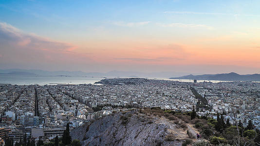 欧洲著名旅游城市雅典港口日落延时视频视频的预览图