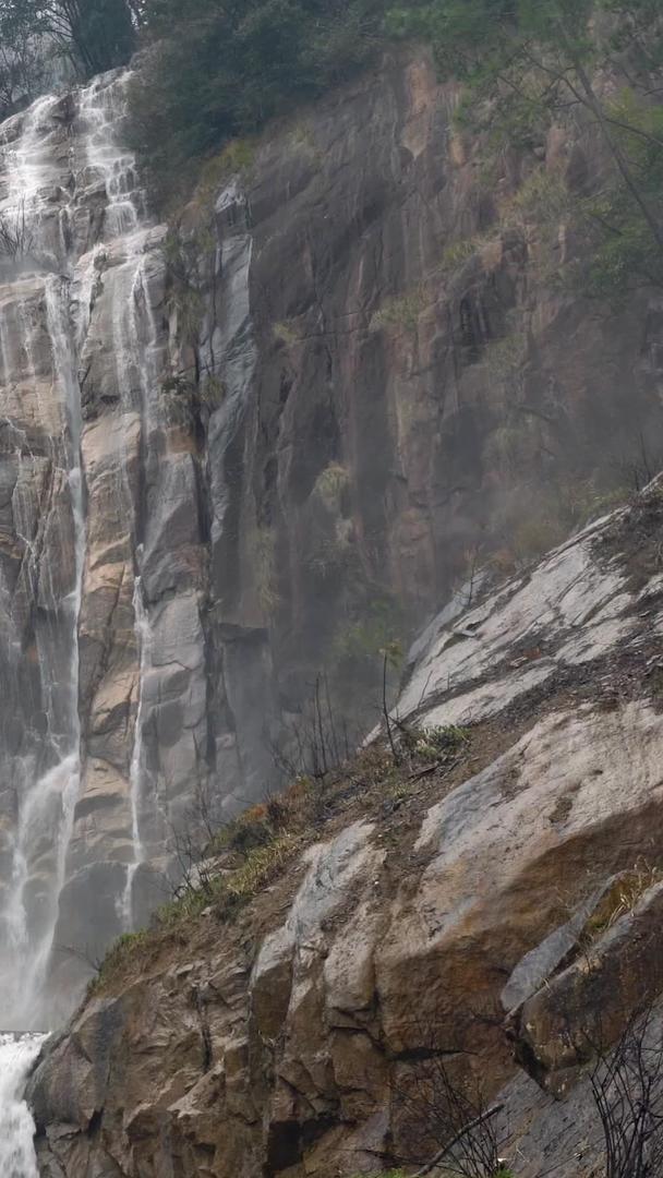 5A景区天台山谷瀑布集含声音视频的预览图