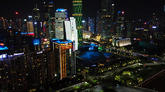 4k高清航拍广州珠江新城CBD城市夜景繁华都市视频的预览图