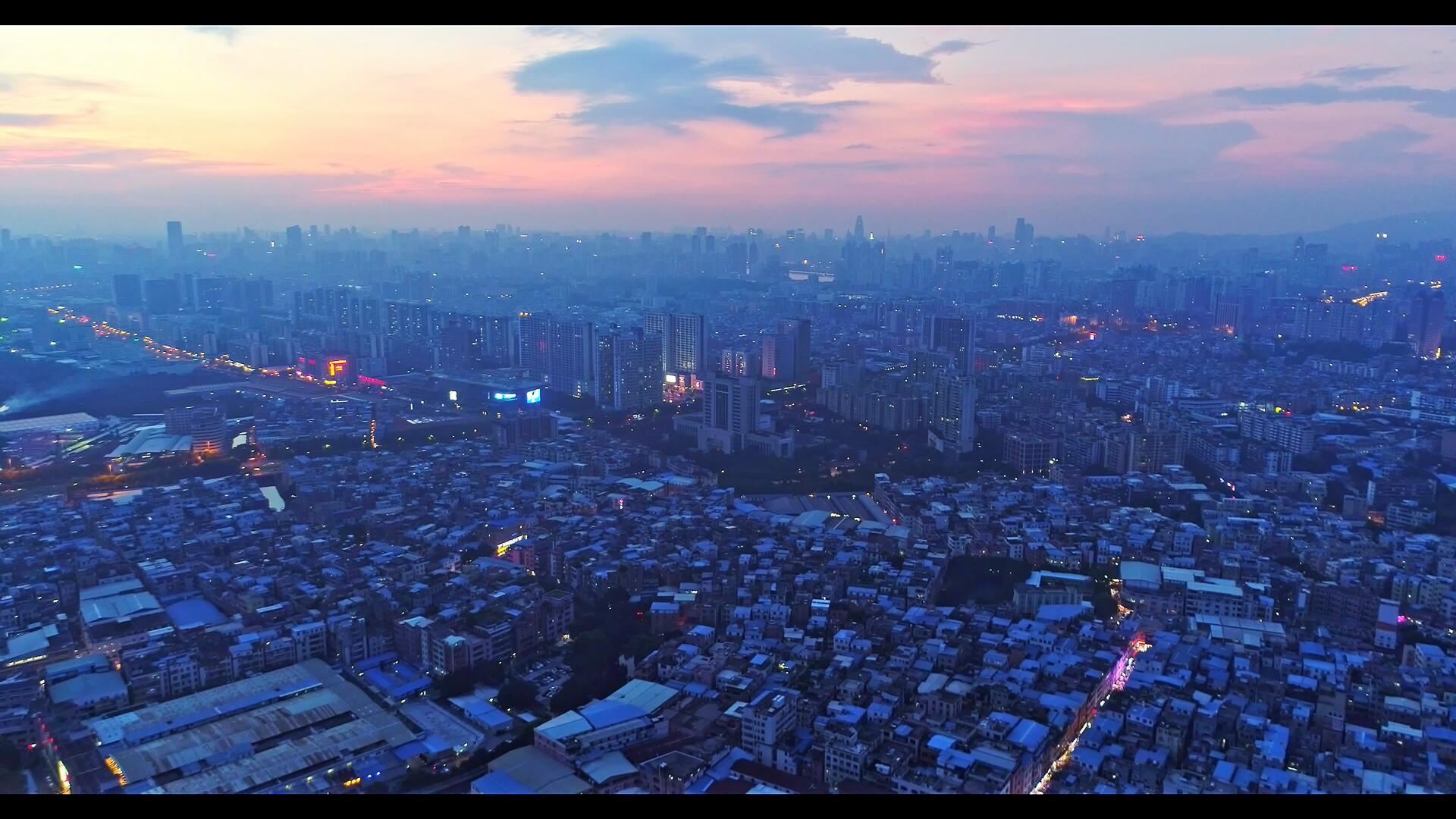 广州日出城市天际线4k航拍视频的预览图