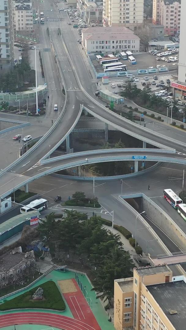 青岛城市交通立交桥航拍视频视频的预览图