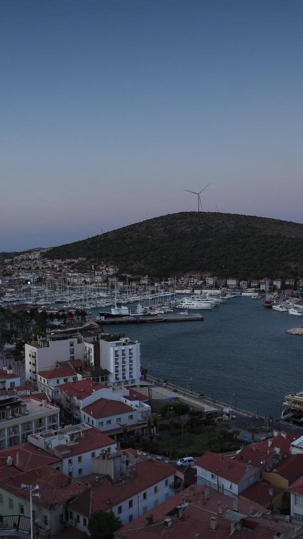 阿拉恰特城市土耳其爱琴海日出延迟视频视频的预览图