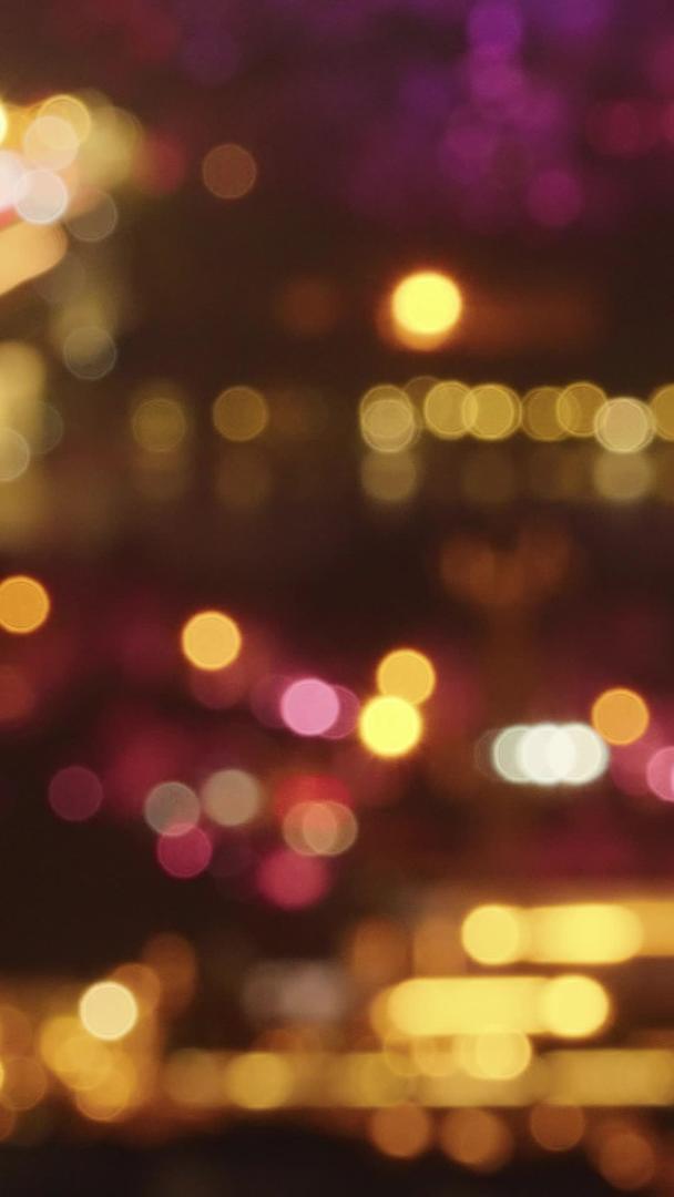 城市虚焦光斑道路街景交通车流夜景灯光素材视频的预览图