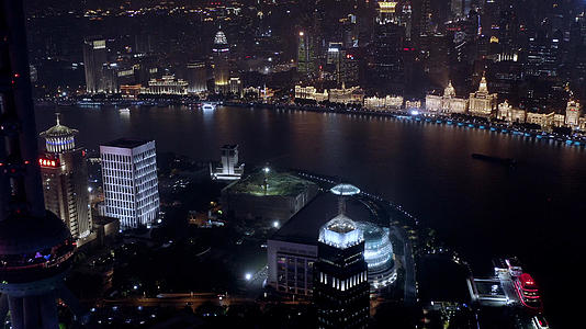 黄浦江两岸夜景航拍视频的预览图