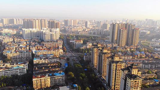 航拍广西南宁省会早晨城市阳光生活视频的预览图