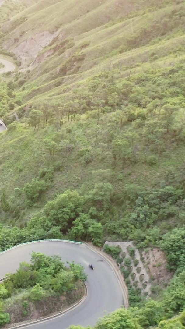 西安讴山环山路航拍视频的预览图