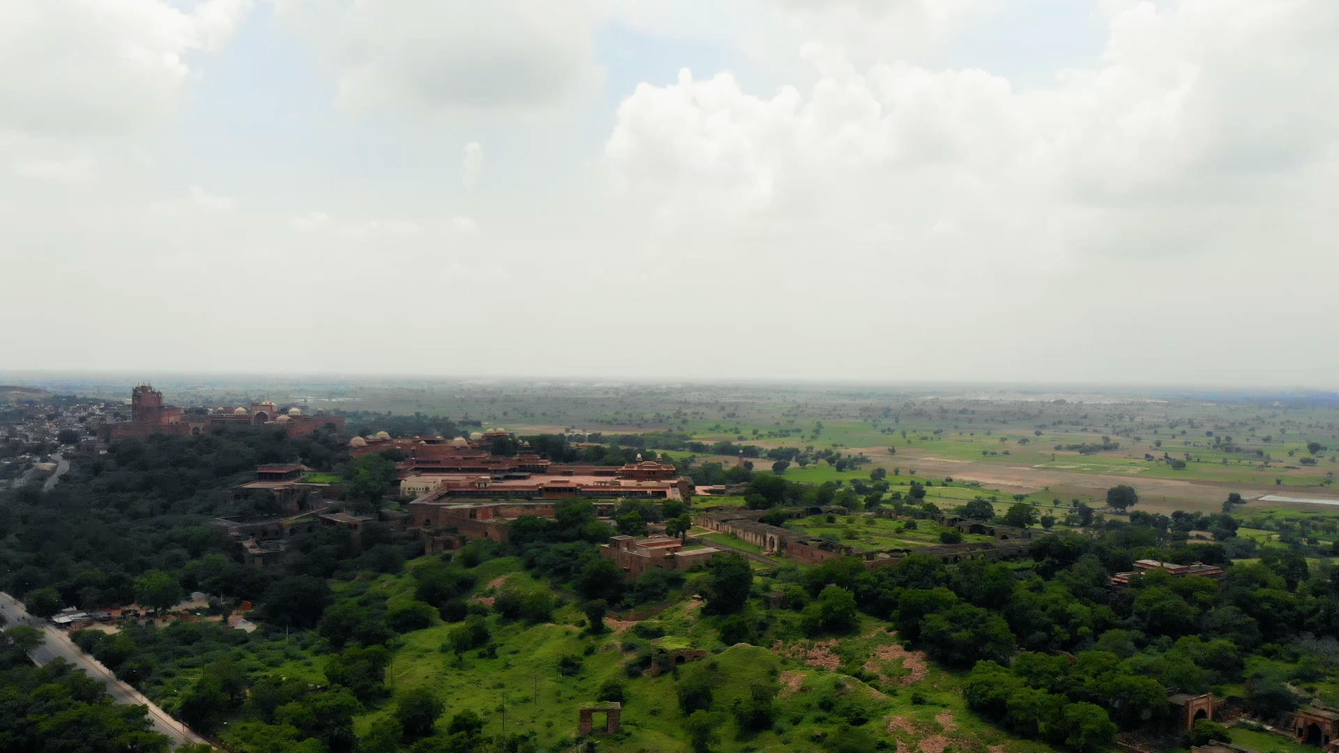 印度阿格拉堡航拍全景视频的预览图