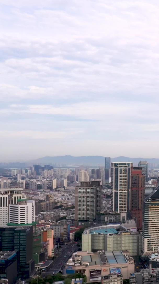 南京日出航拍城市建筑群大行宫CBD视频的预览图