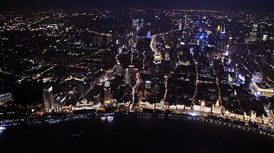 上海外滩夜景航拍视频的预览图