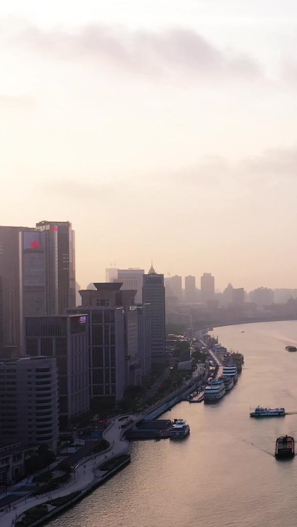 上海北外滩航拍视频的预览图