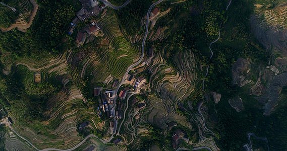 4K高清航拍湖南紫鹊界国家自然与文化双遗产4A景区八卦冲观景台视频的预览图