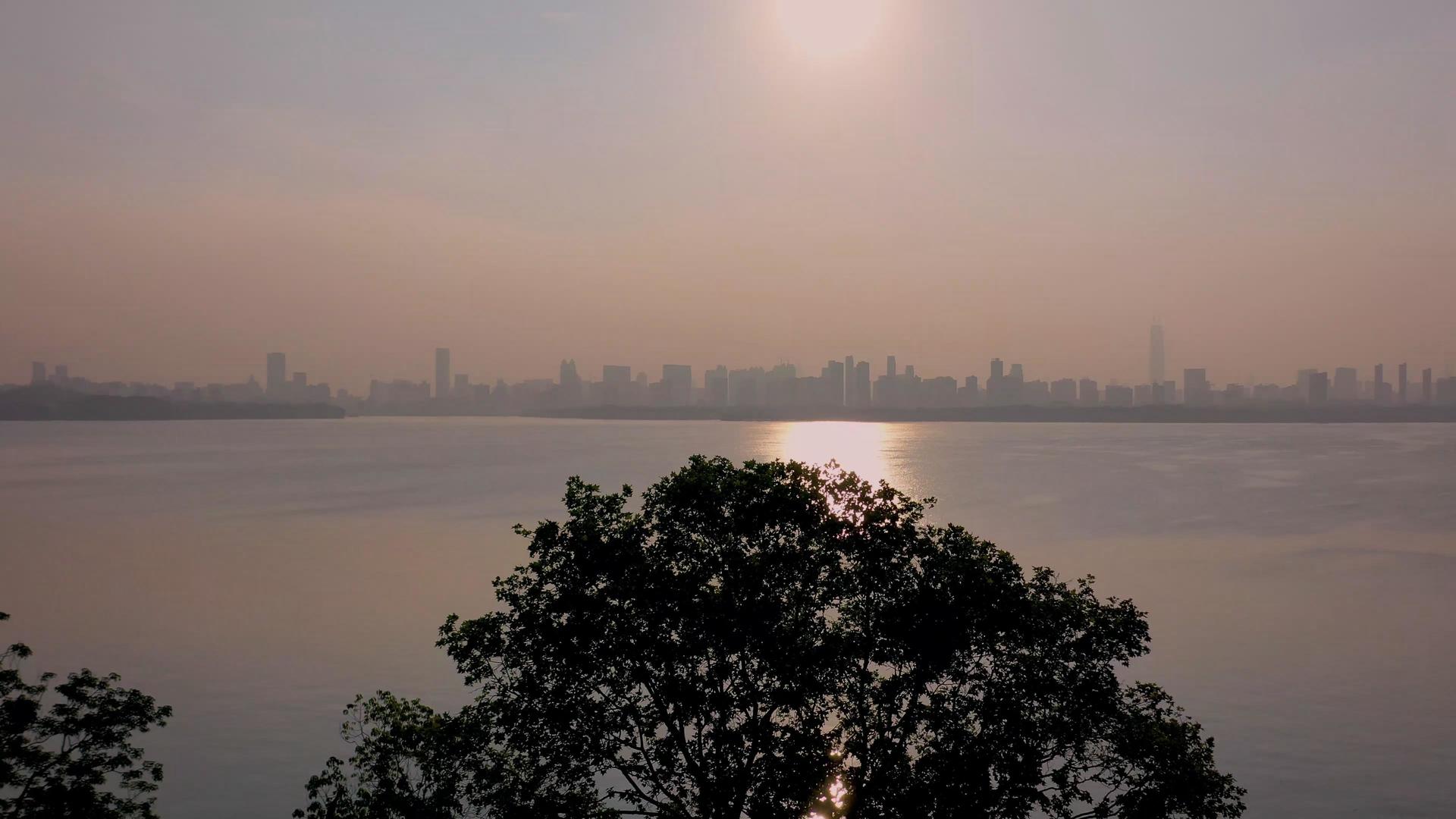 东湖日落4k素材视频的预览图
