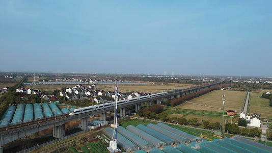 航拍沪杭高铁线路视频的预览图
