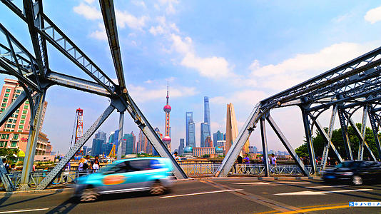 4K上海外滩白渡桥视频的预览图