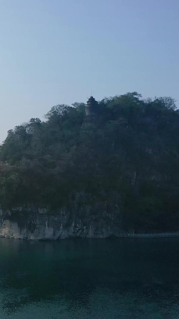 桂林地标象鼻山航拍视频的预览图