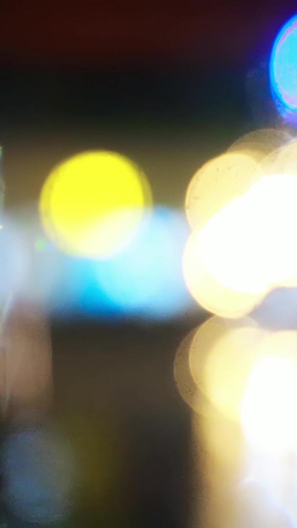 特殊拍摄手法城市车流长焦虚化大光圈光斑视频的预览图
