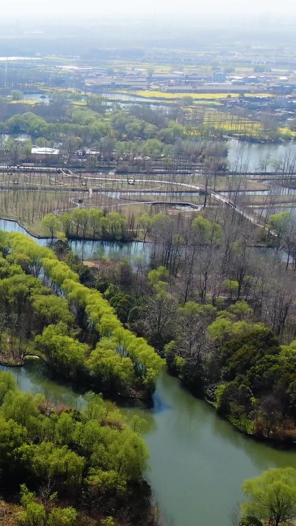 国家湿地公园航拍5A景区视频视频的预览图