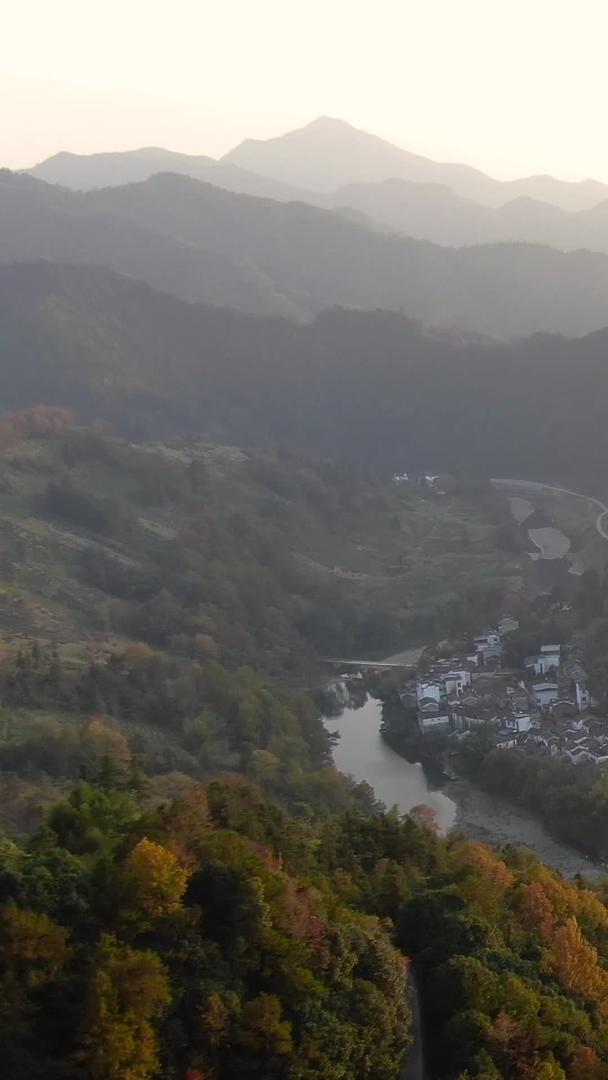 徽州村落在日落山谷中的视频视频的预览图
