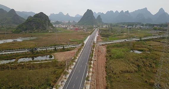 4k高清航拍桂林高速公路风光景色高速路交通运输视频的预览图