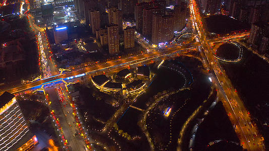 城市夜景交通4K航拍视频的预览图