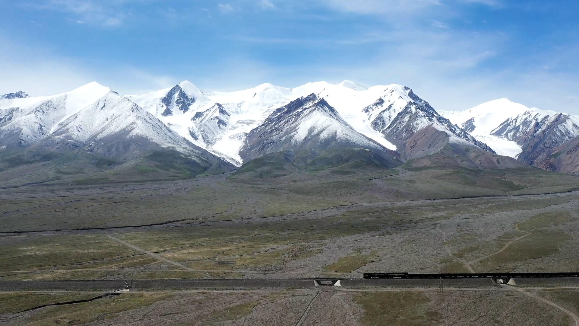 可可西里玉珠峰延时视频的预览图