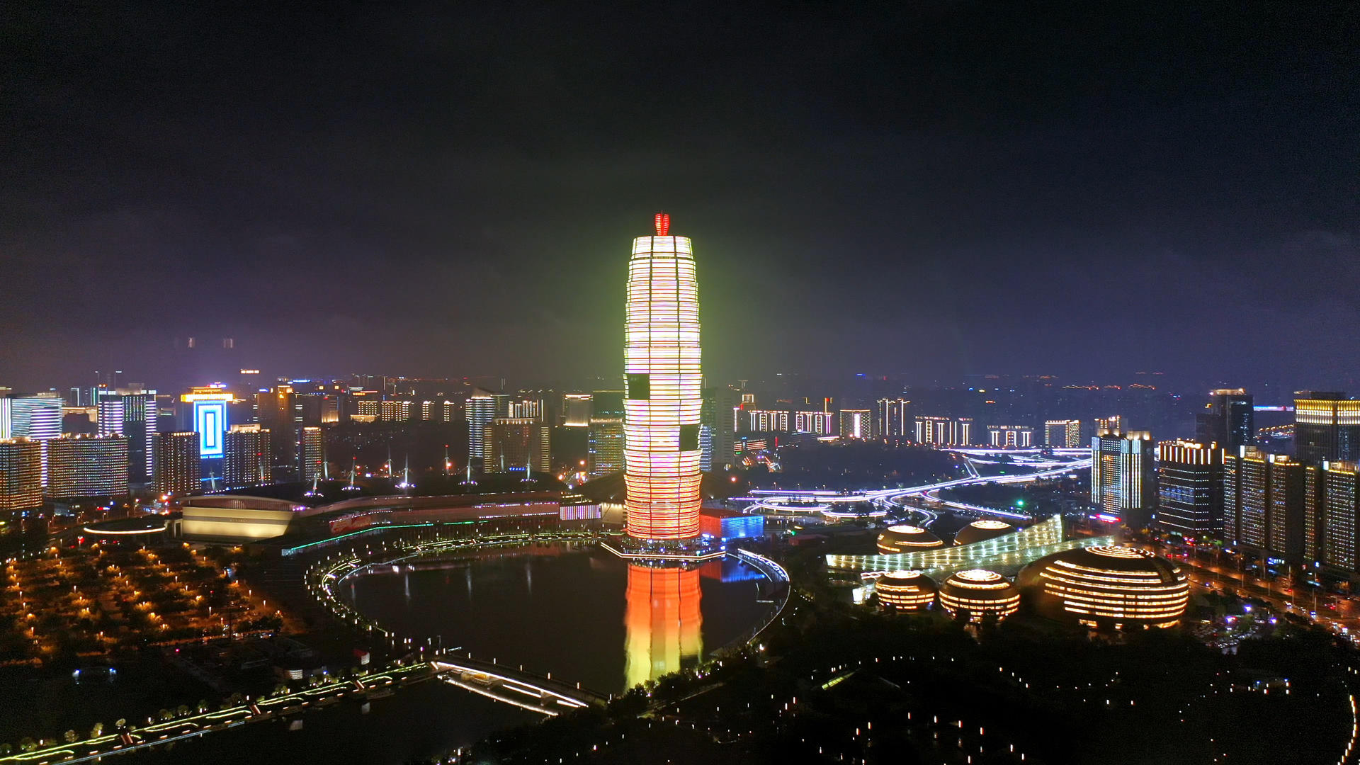 郑州会展中心航拍视频的预览图