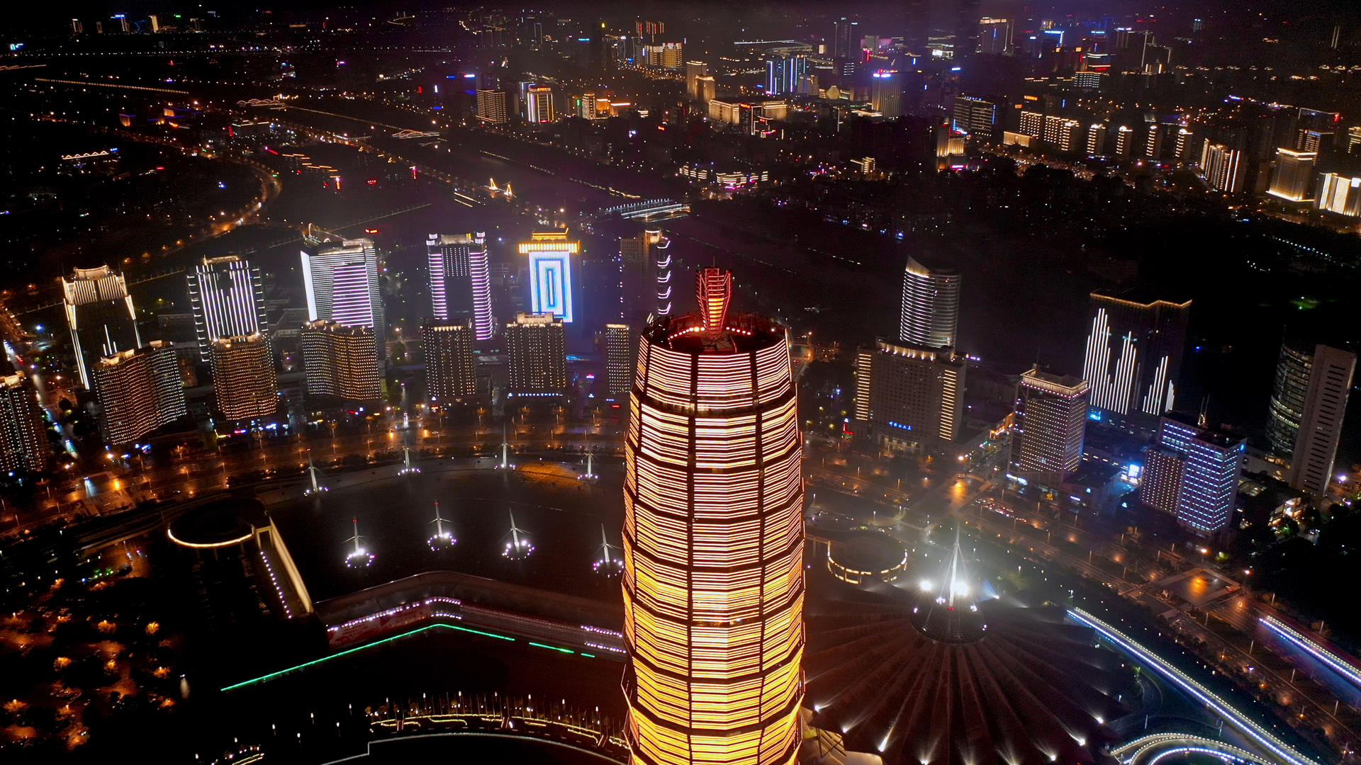 郑州东CBD航拍视频的预览图