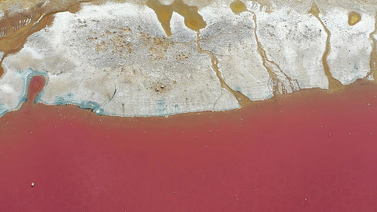 4K巴丹吉林沙漠达格图红海子航拍视频的预览图